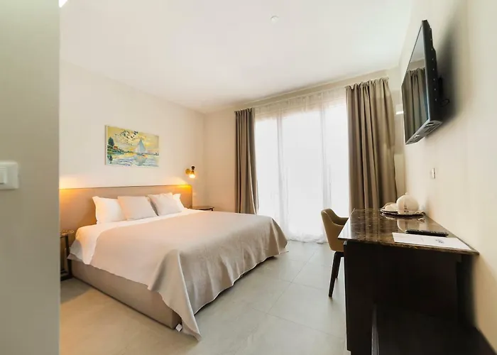 Garda 4*